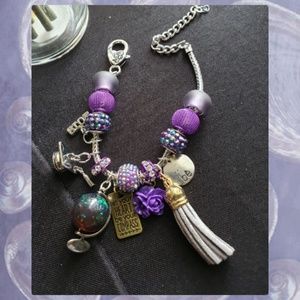 2019 Graduate Vision Charm Bracelet